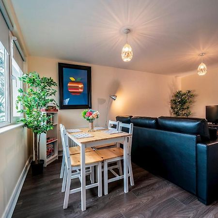 1 Bd Apt In Historical W Belfast Close To Centre 외부 사진