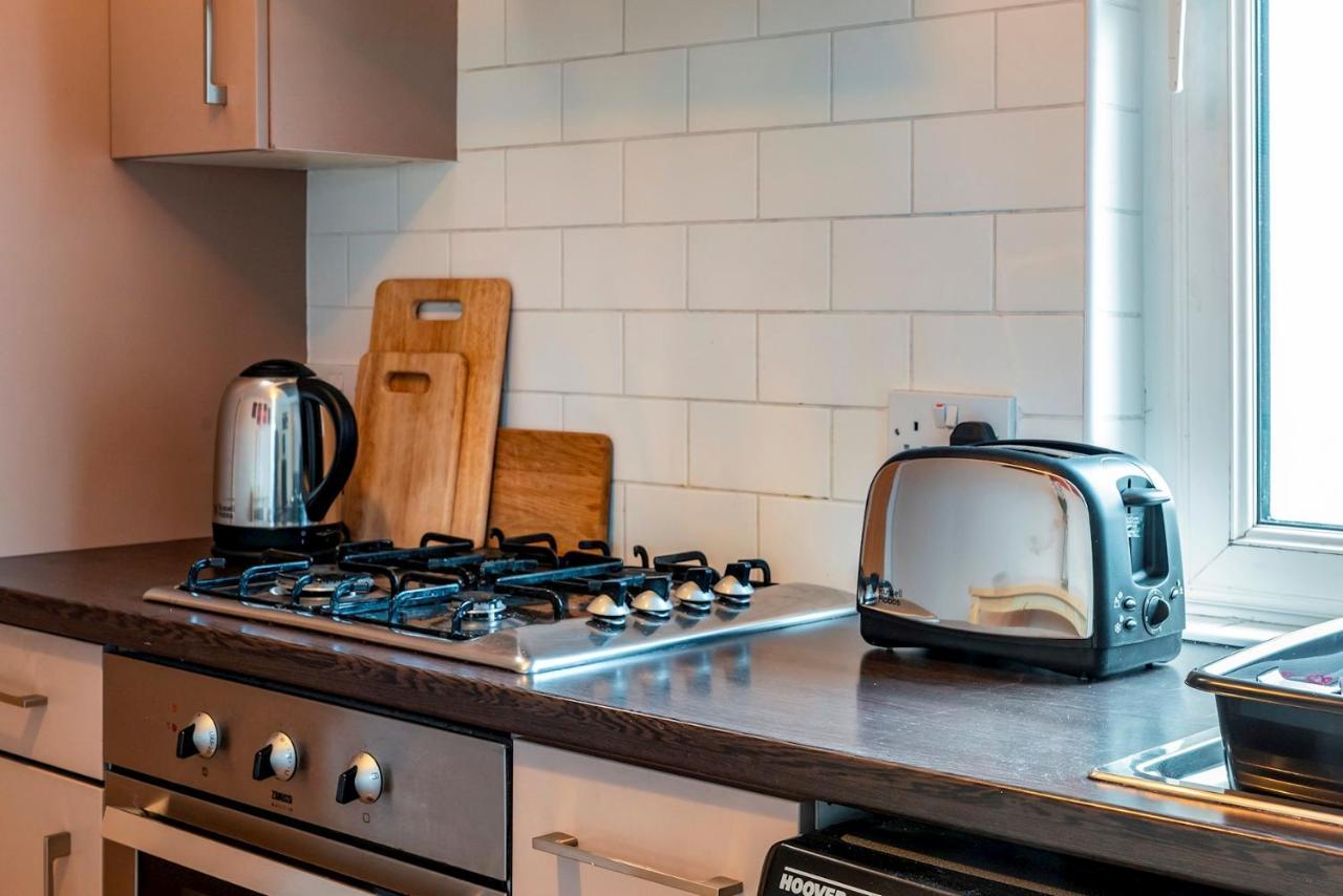 1 Bd Apt In Historical W Belfast Close To Centre 외부 사진