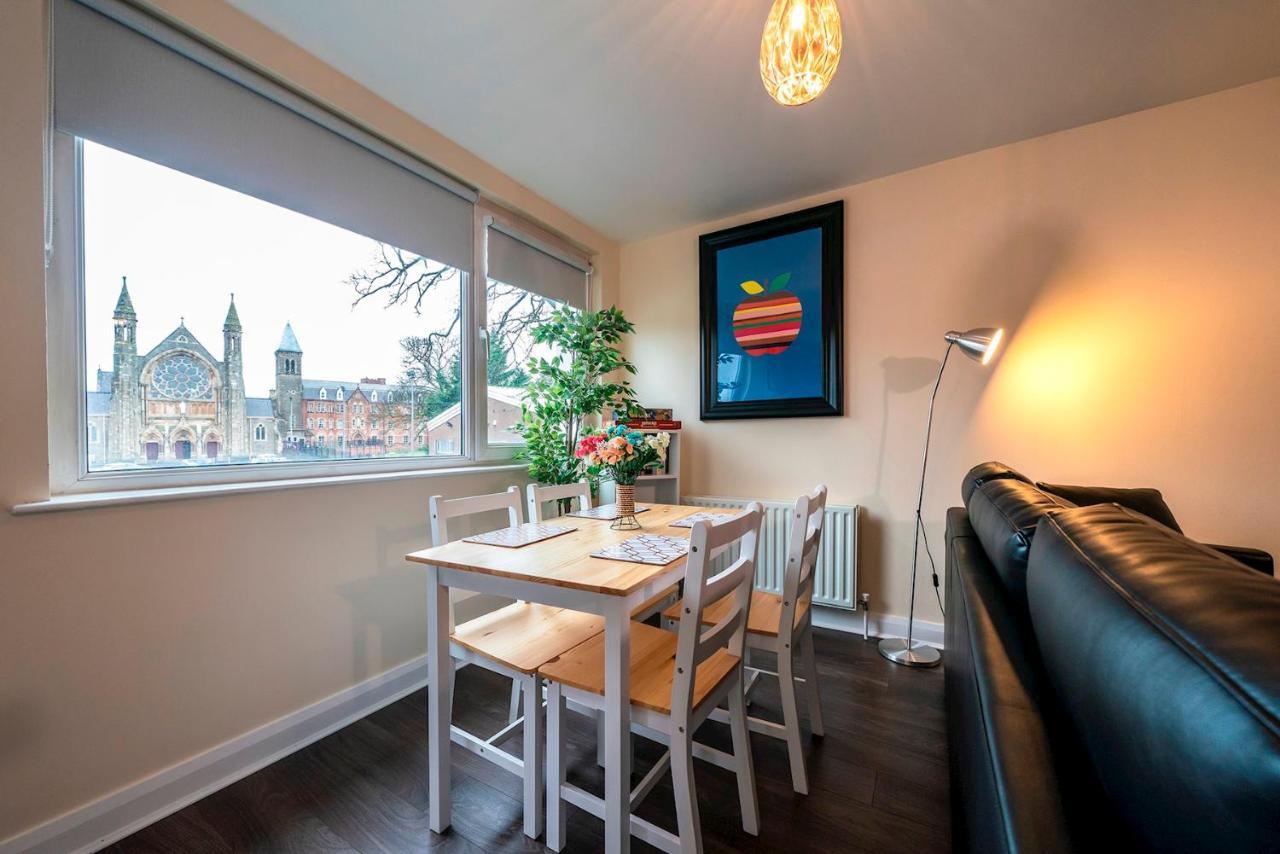 1 Bd Apt In Historical W Belfast Close To Centre 외부 사진