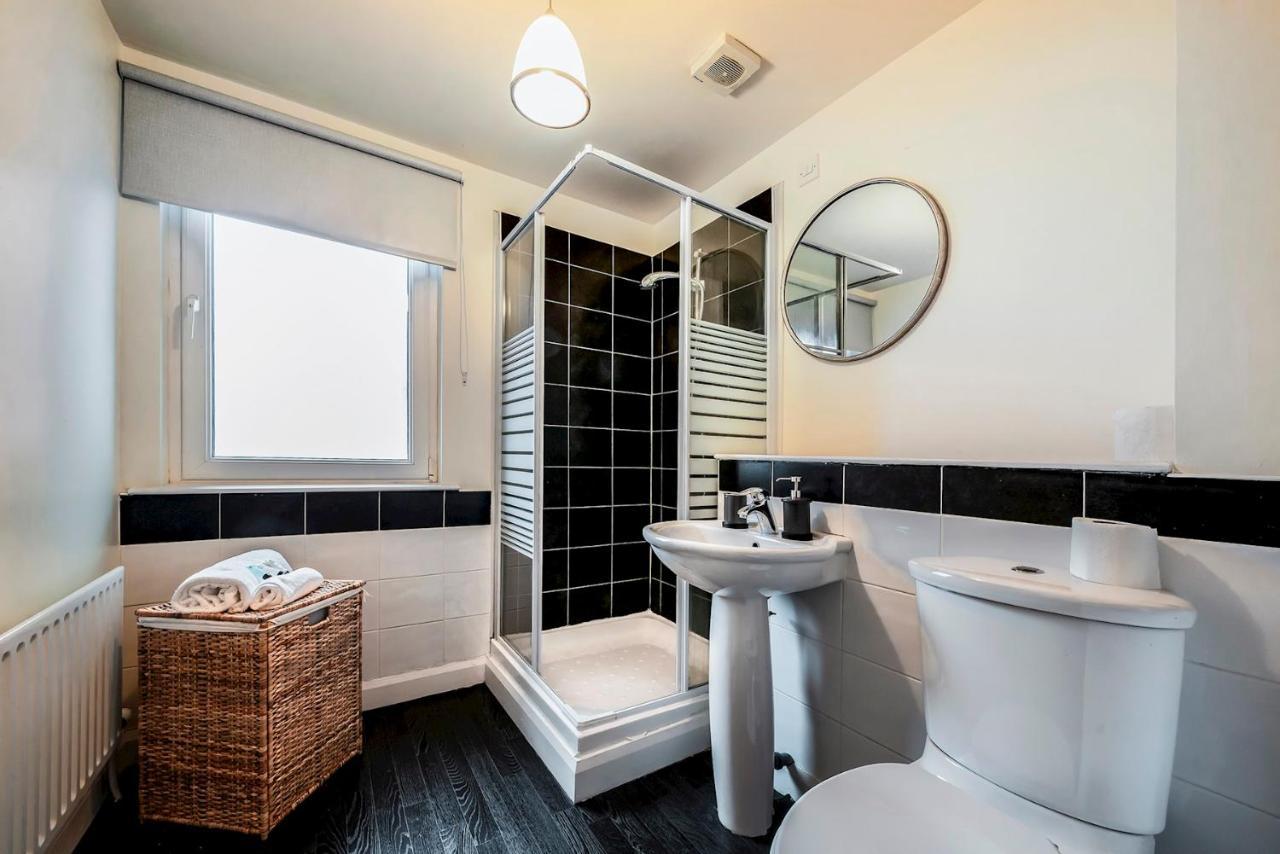 1 Bd Apt In Historical W Belfast Close To Centre 외부 사진